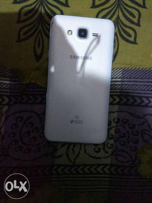 Samsung j7.my phone is good condition..just one