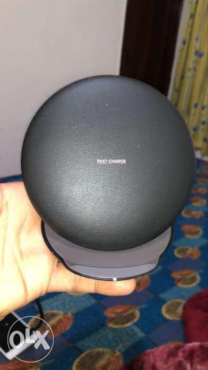 Samsung wireless charger with fast charging, only