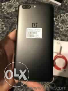 Want to sale one plus5 8gb ram got in gift one