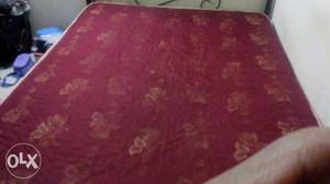 1 yr old Queen size(5*8)Sleepwell Coire matress