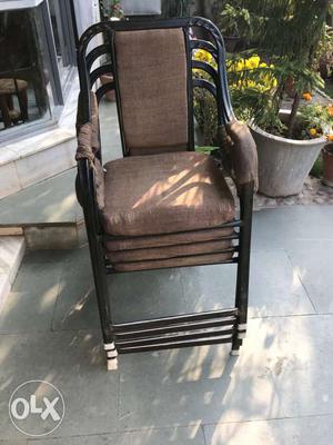 4 chairs with back cushion and seat cushion, in