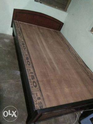 4×6 double bed, very good condition only 3 month