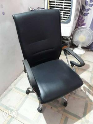 Boss chair  fix price