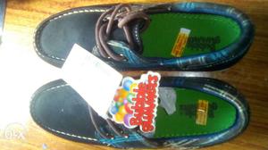 Bubble gummers branded kids packing shoes..really