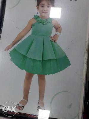 Girl's Green Ring-neck Sleeveless Midi Dress
