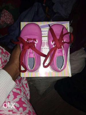 Girl's Pair Of Pink-and-red Shoes With Box