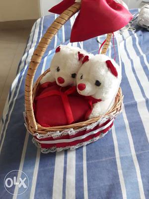 Hamleys new teddy in a basket- no damages