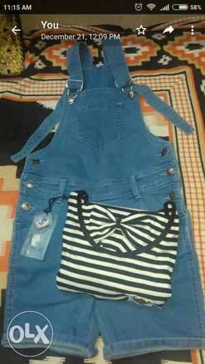 Not for kid.. For her.. Size: small.. Blue Denim shorts