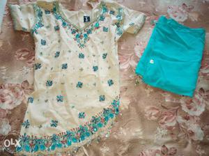 One time use ghagra choli with dupatta size 32