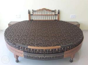 Round Brown And Black Wooden Bed Frame With Mattress