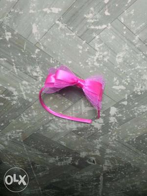 This is a new hairband and also 6 colours