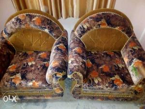 Five siter sofa set new conditions only one year