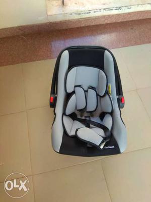 Baby car seat - in new condition