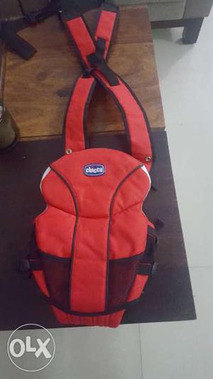 Chicco baby carrier.. unused...very good condition