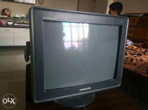 Gray Samsung CRT Computer Monitor