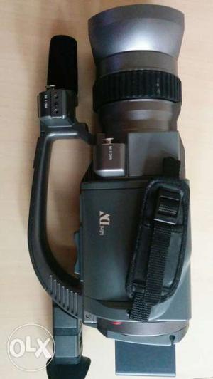 Jvc-gy-dv-300 professional video camera