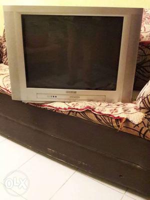 Philips 21 inch flat tv in excellent working condition