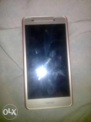 Silver-colored Huawei Honor