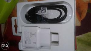 White Samsung Travel Adapter With Box