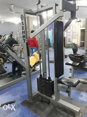 Black And Gray Sehat Exercise Equipment