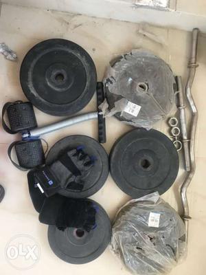 Black And Gray Weight Plates