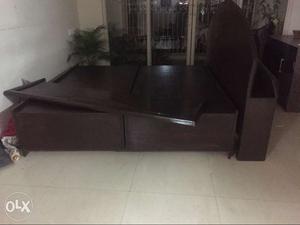 Black Leather Padded Sectional Sofa