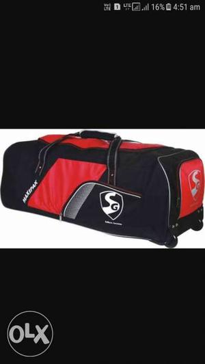 Black, Red, cricket kit bag Cricket ka saman bhi hai sath me