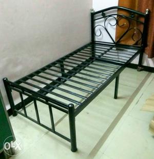 Black Steel Bed In New condition Recently purchased