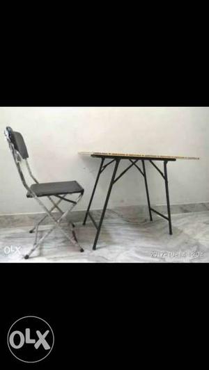 Brand new foldable Table and chair
