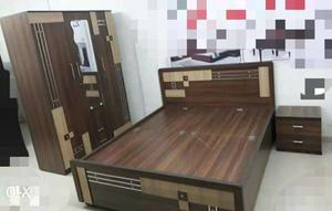 Brown Wooden Bedroom Set for you