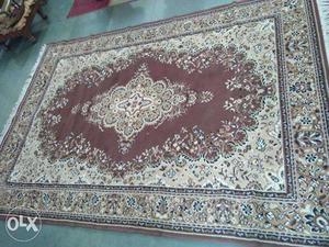Brown colour carpet / rug of size 7'6" x 5' for
