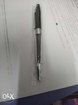 Crystal type pen better grip offer 400/- only