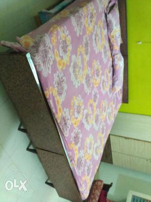 Double bed wooden. with kurlon mattress. Good condition size