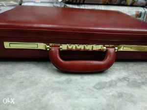 Jenuine leather Brif case. Brand new sale