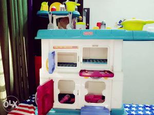 Kitchen set by Fisherprice Actual cost is 