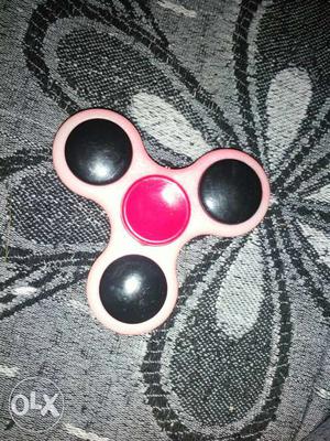 Red 3-way Hand Spinner