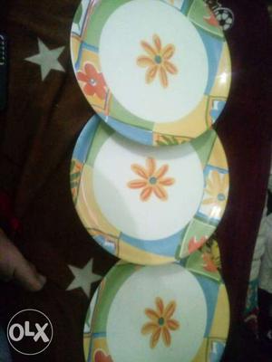 Six pc Multicolored Floral Ceramic Plates unusual