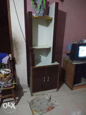 This is cupboard with excellent condition...only