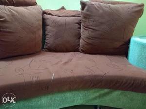 Very attractive sofa set  with round