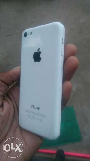 I phone 5c in excelent condition wth box n bill