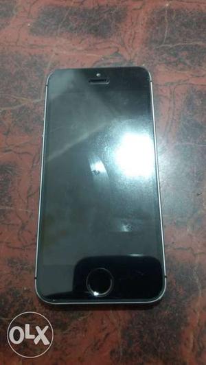 IPhone 5s 16 gb in mint condition