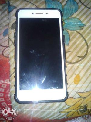 Oppo A37 gold few months ues no search no dent