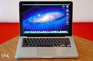 Apple MacBook Pro 13" Intel Core i5, 4GB, 500GB,  Bought