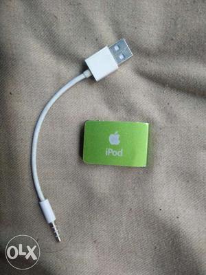 Apple ipod shuffle2 with long battery backup