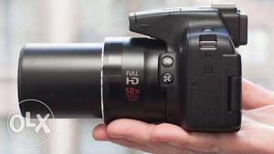 Black Full HD 50X DSLR Camera