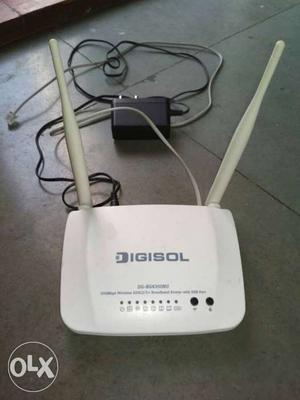 Digisol 300 mbps adsl2 wi-fi router is on sell with Lan
