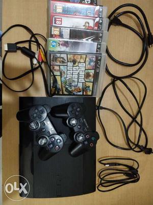 PS3 in a new condition 2 controllers,6 games,HDMI