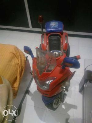 Red And Blue Upright Vacuum Cleaner