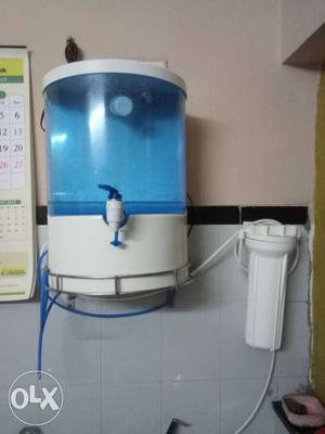 White And Blue Water Filter System