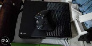 X box 1 1tb almost brand new only 2,3 time used